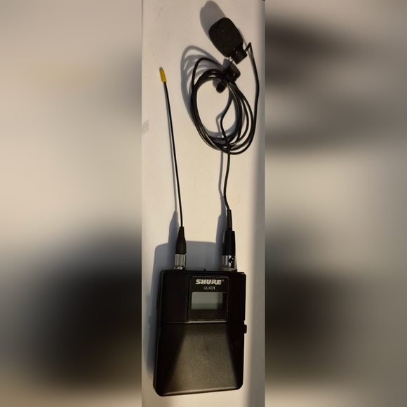 Shure ULXD1 Wireless Transmitter - Black - Picture 7 of 7